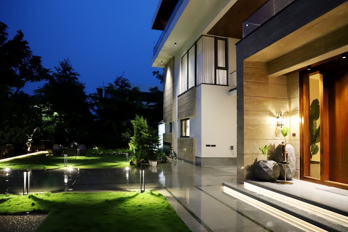 illuminated stairs and walkway - Curious About Outdoor Lighting? Discover Easy Tricks
